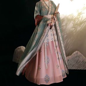 Traditional Hanfu Chinese Halloween Costume